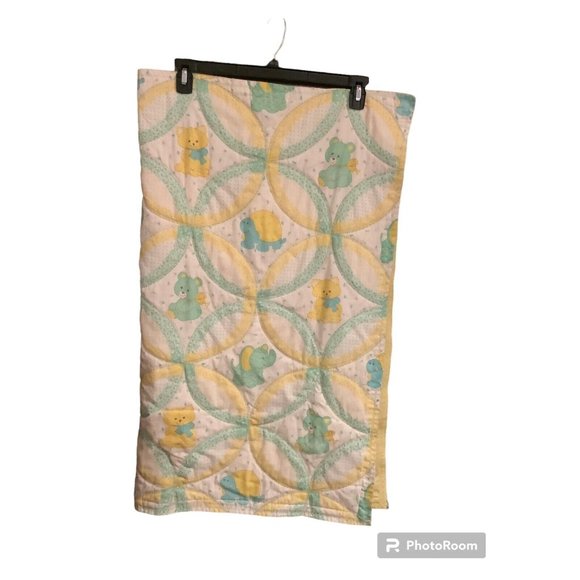 Handcrafted Baby Quilt 33 1/2 x 40" Green Yellow Animal Turtle Elephant Bear Cat - Picture 1 of 4